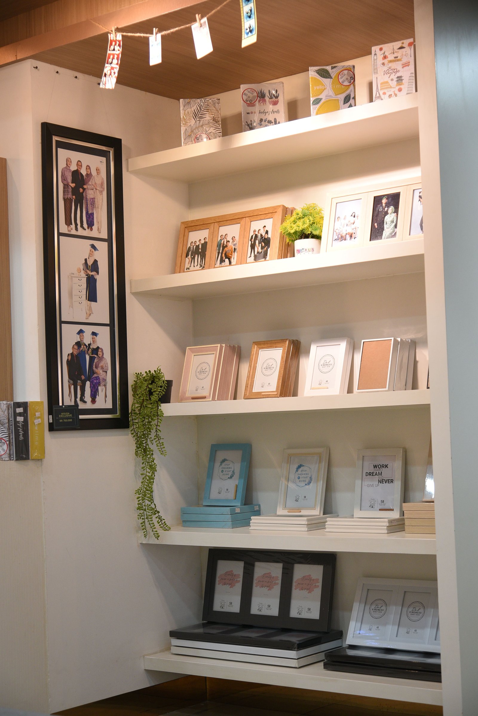 Galeri cabang Cibubur - Trans Studio Mall